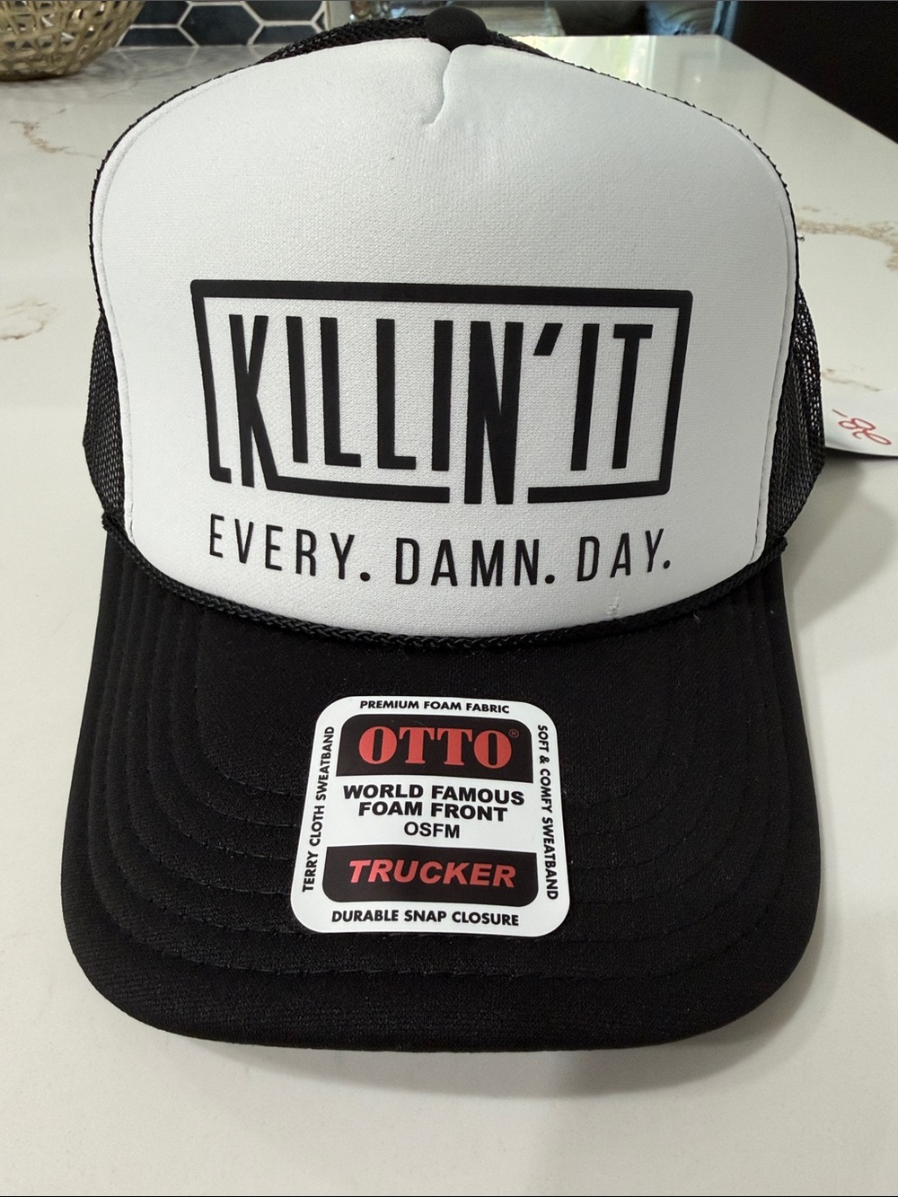 NWT (Flawed) KILLIN IT EVERY DAMN DAY Black and White Trucker Hat